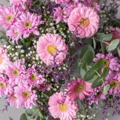 Blumenstrauß 'Toronto' Inkl. Gratis Grußkarte -Gartentopf Geschäft 1110600098 strauss toronto setting 2 121247