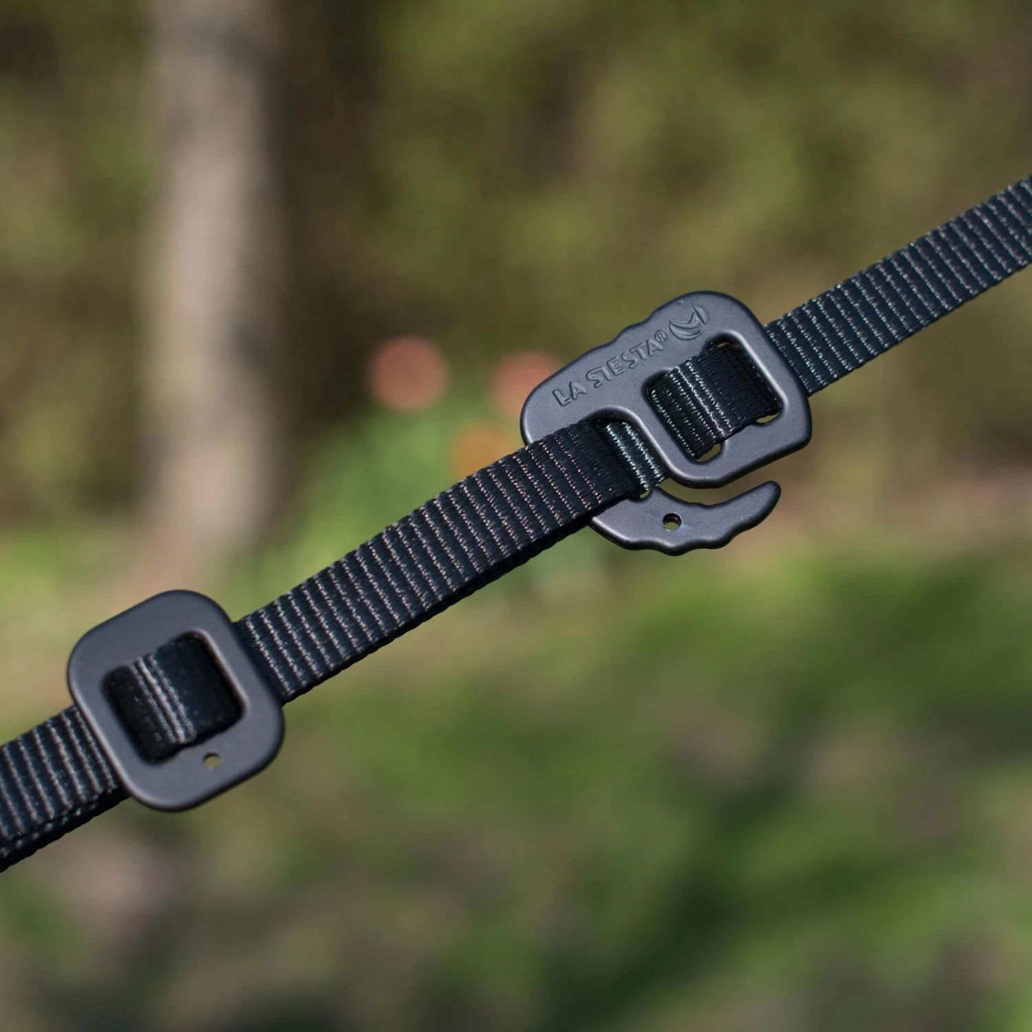 LA SIESTA Singe-Reisehängematte Colibri 3.0, Palm, Nylon, Bis 180 Kg, Reißfest, Leicht 10 LA SIESTA Singe-Reisehängematte Colibri 3.0, Palm, Nylon, Bis 180 Kg, Reißfest, Leicht – Bild 8