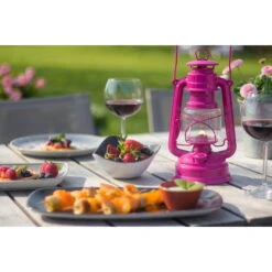 Feuerhand Sturmlaterne 'Baby Special 267', Magenta, 26,5 X 13,5 X 15 Cm 9 Feuerhand Sturmlaterne 'Baby Special 267', Magenta, 26,5 X 13,5 X 15 Cm -Gartentopf Geschäft 3990100186 feuerhand sturmlaterne 2 121558
