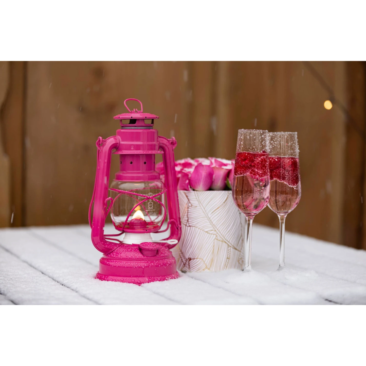 Feuerhand Sturmlaterne 'Baby Special 267', Magenta, 26,5 X 13,5 X 15 Cm 4 Feuerhand Sturmlaterne 'Baby Special 267', Magenta, 26,5 X 13,5 X 15 Cm – Bild 2