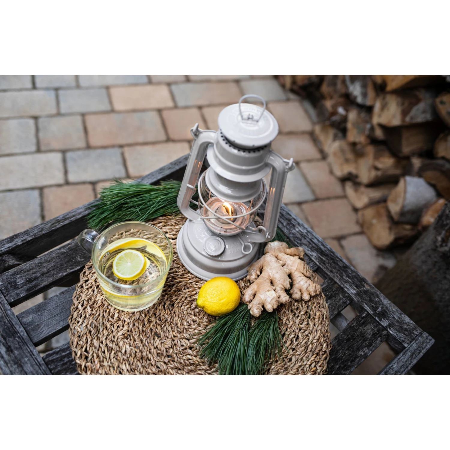 Feuerhand Sturmlaterne 'Baby Special 276', Softbeige, 26,5 X 13,5 X 15 Cm 6 Feuerhand Sturmlaterne 'Baby Special 276', Softbeige, 26,5 X 13,5 X 15 Cm – Bild 4